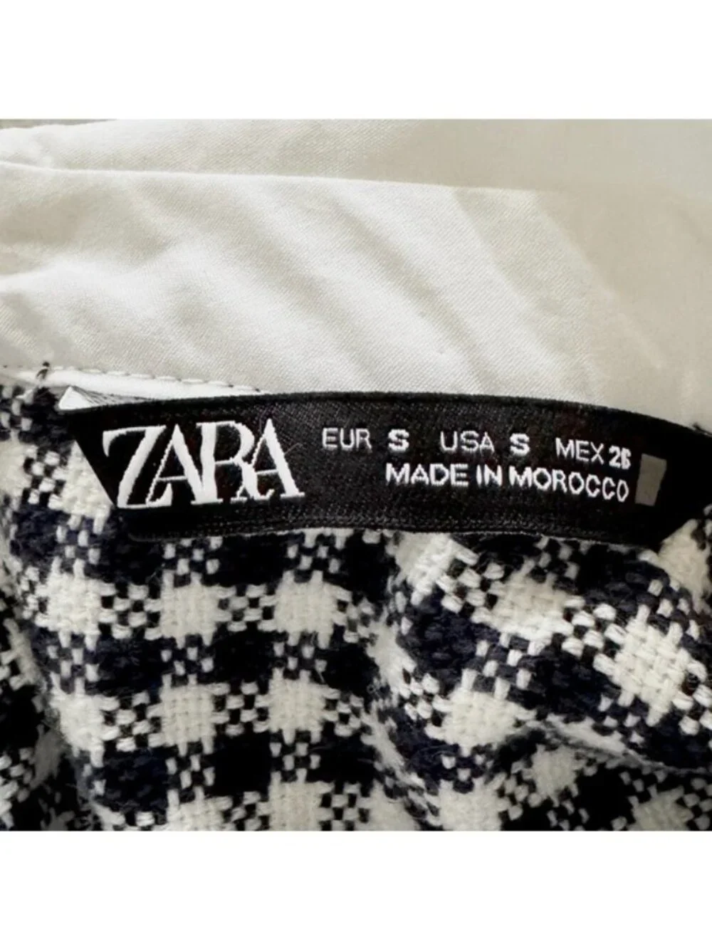 Zara Black and White Checkered Puff Sleeve shirt top w tweed fringed vest Small